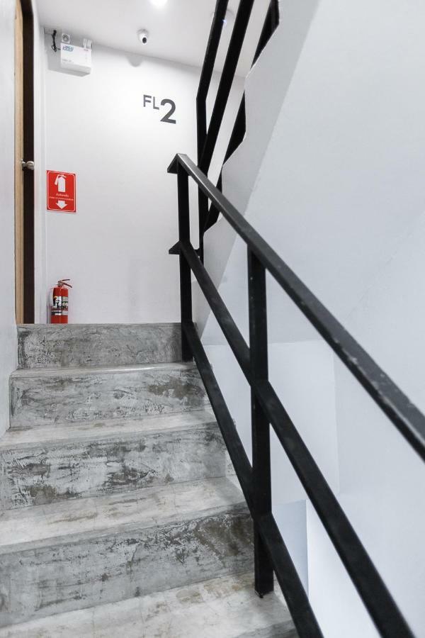 הוסטל Minimal House Patong (Adults Only) מראה חיצוני תמונה