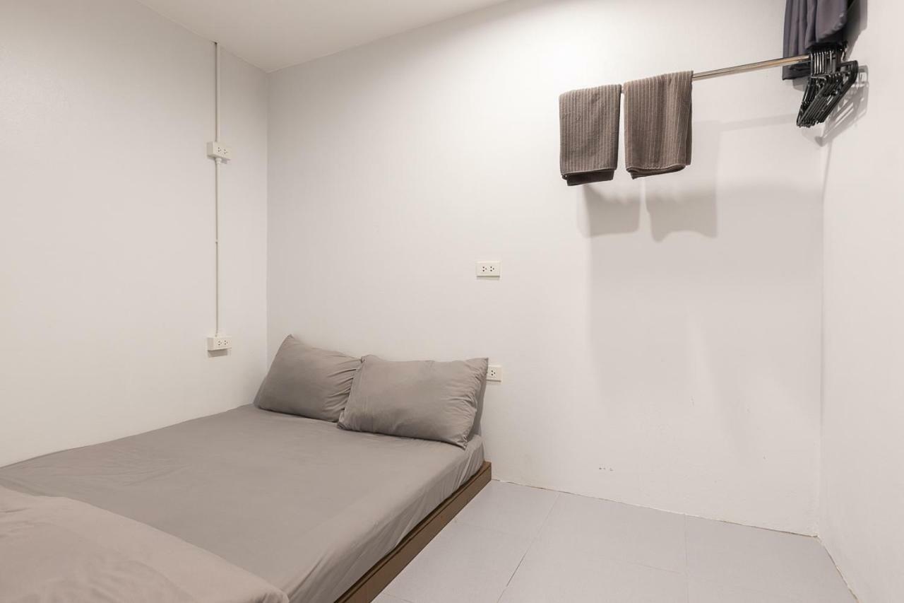 הוסטל Minimal House Patong (Adults Only) מראה חיצוני תמונה