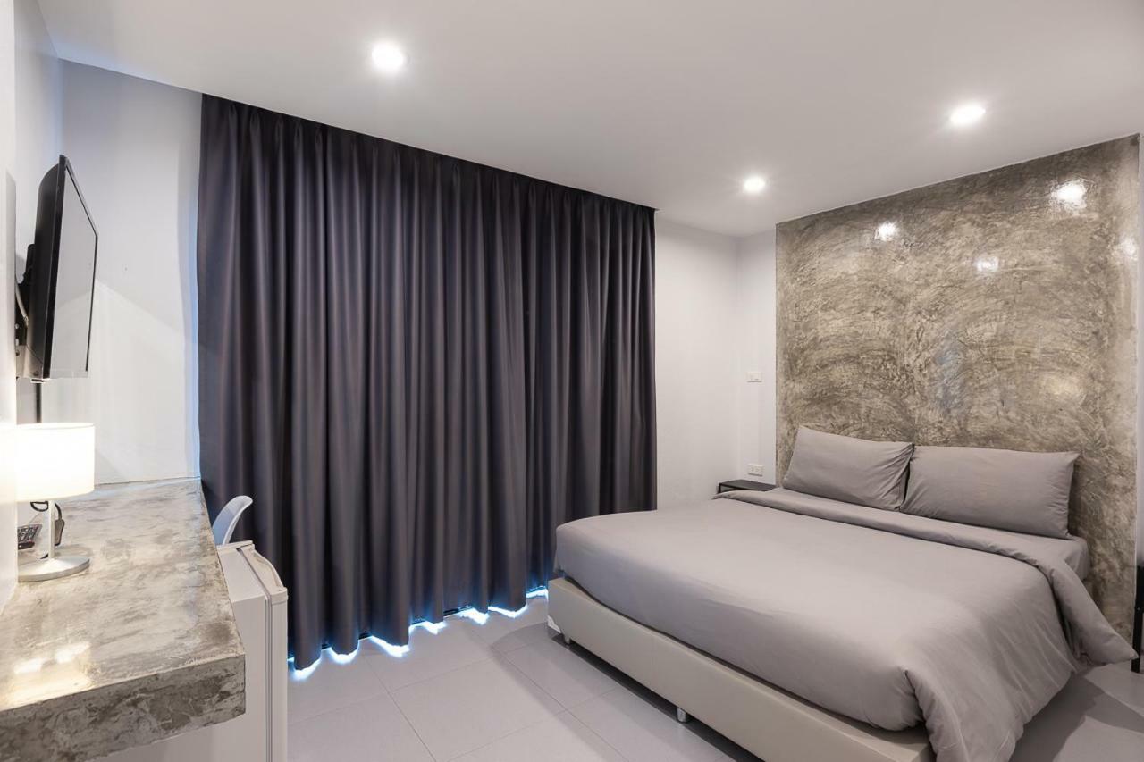 הוסטל Minimal House Patong (Adults Only) מראה חיצוני תמונה