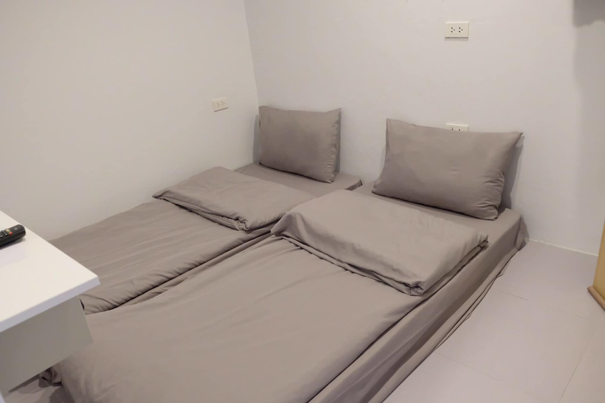 הוסטל Minimal House Patong (Adults Only) מראה חיצוני תמונה